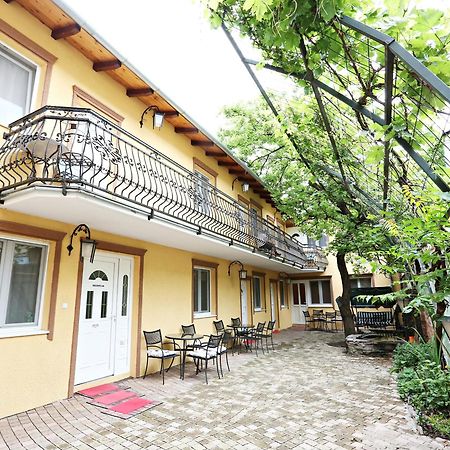אוסילק Apartments & Rooms Vienna מראה חיצוני תמונה